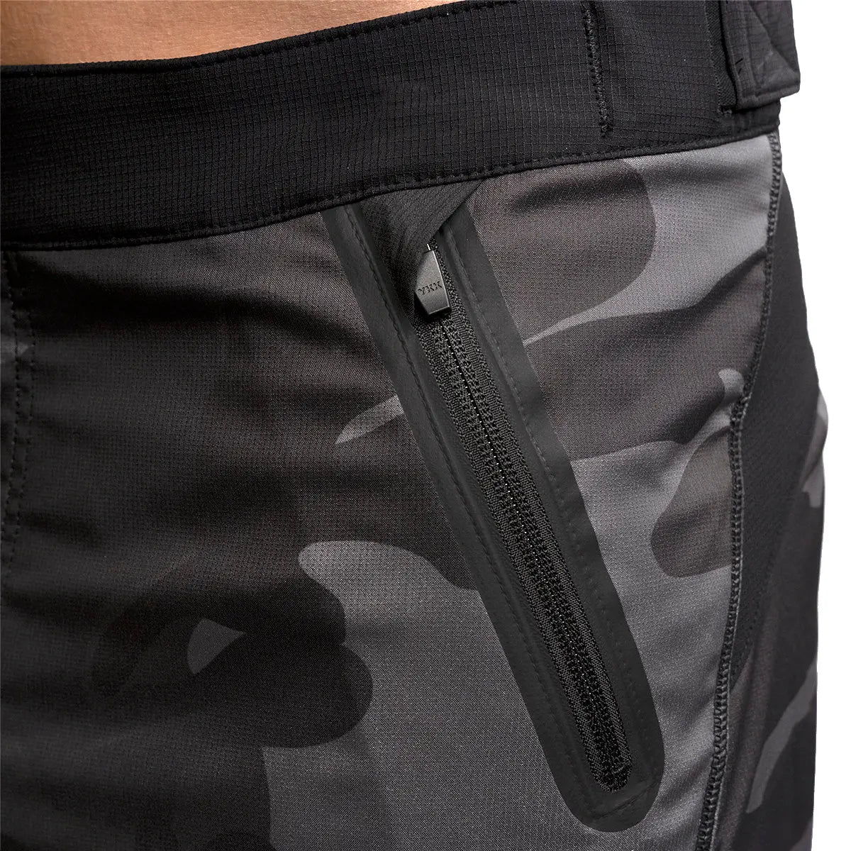 Youth Crossline 2.0 Short - Black/Camo
