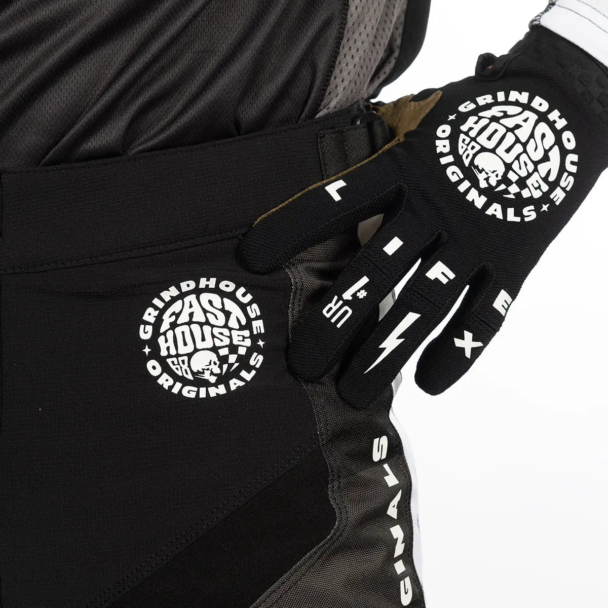 Youth Speed Style Atomic Glove, Black