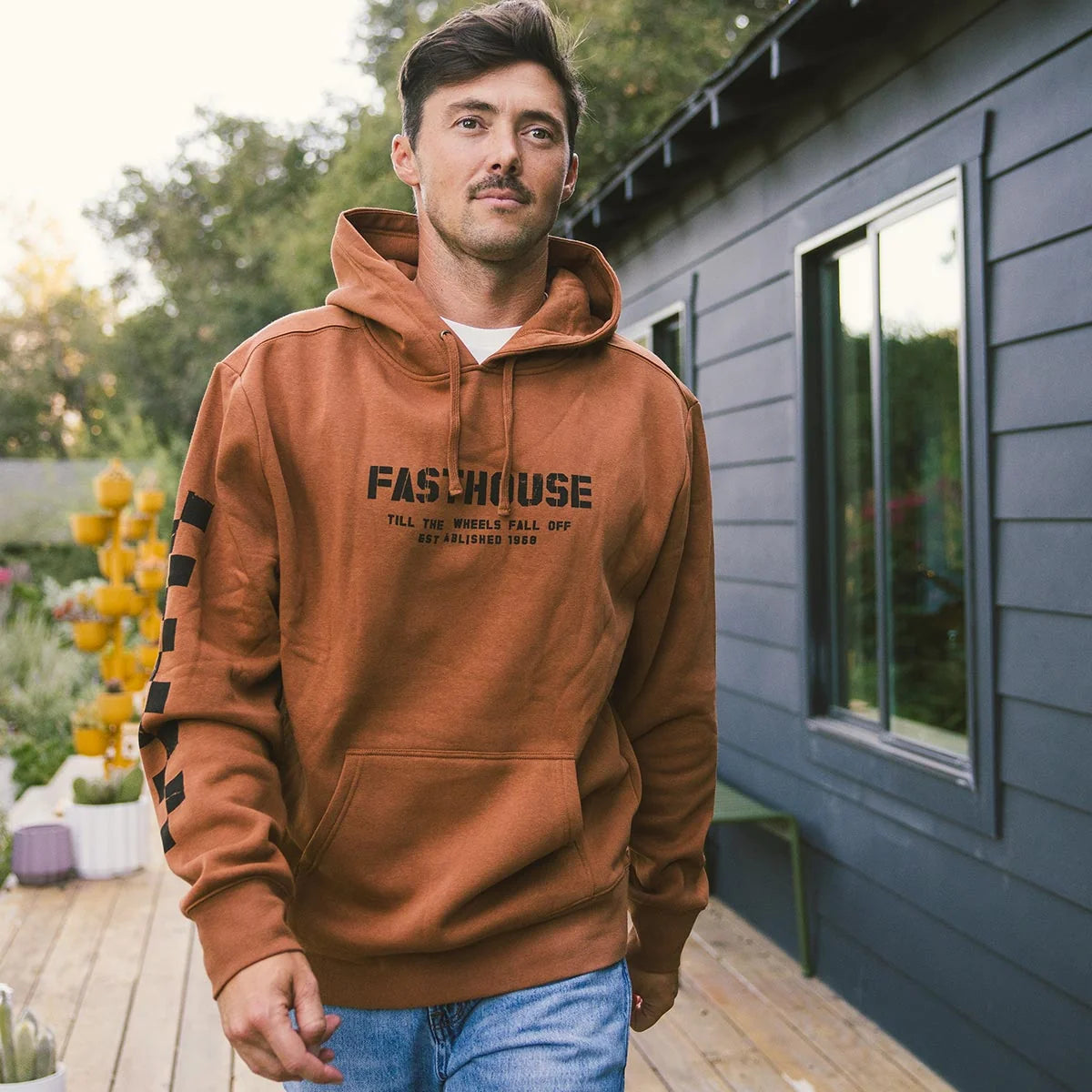 Torn Hooded Pullover, Rust