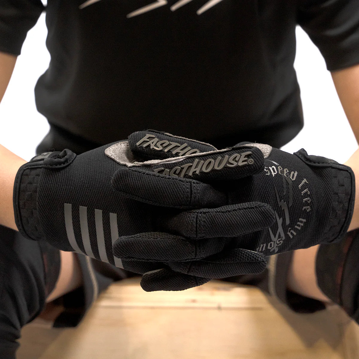 Youth Speed Style Menace Glove - Black