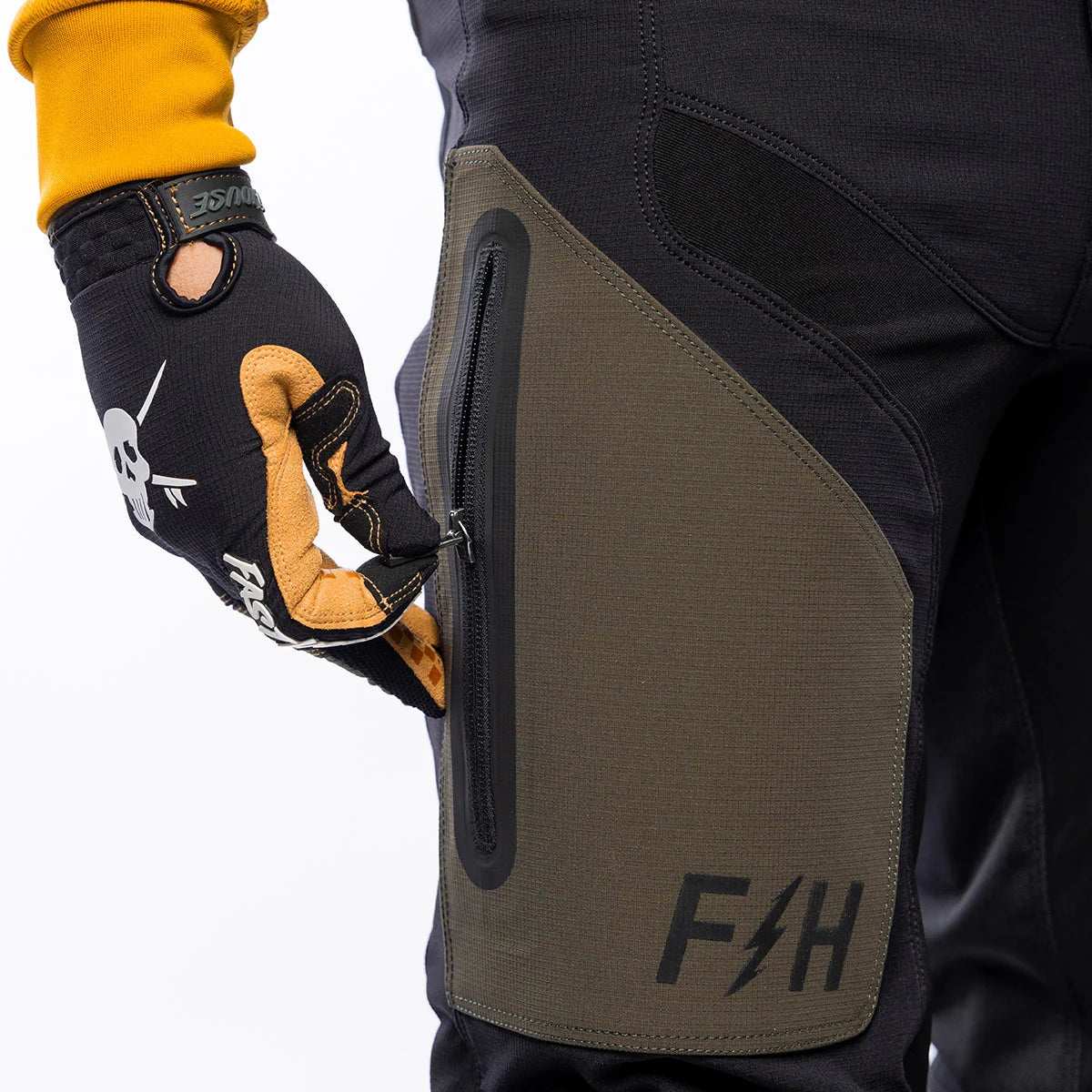 Sanguaro Cargo Pant - Black