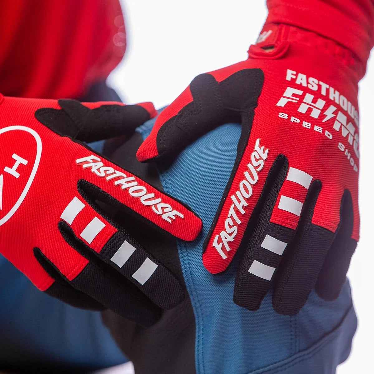 Speed Style Analogue Glove, Red