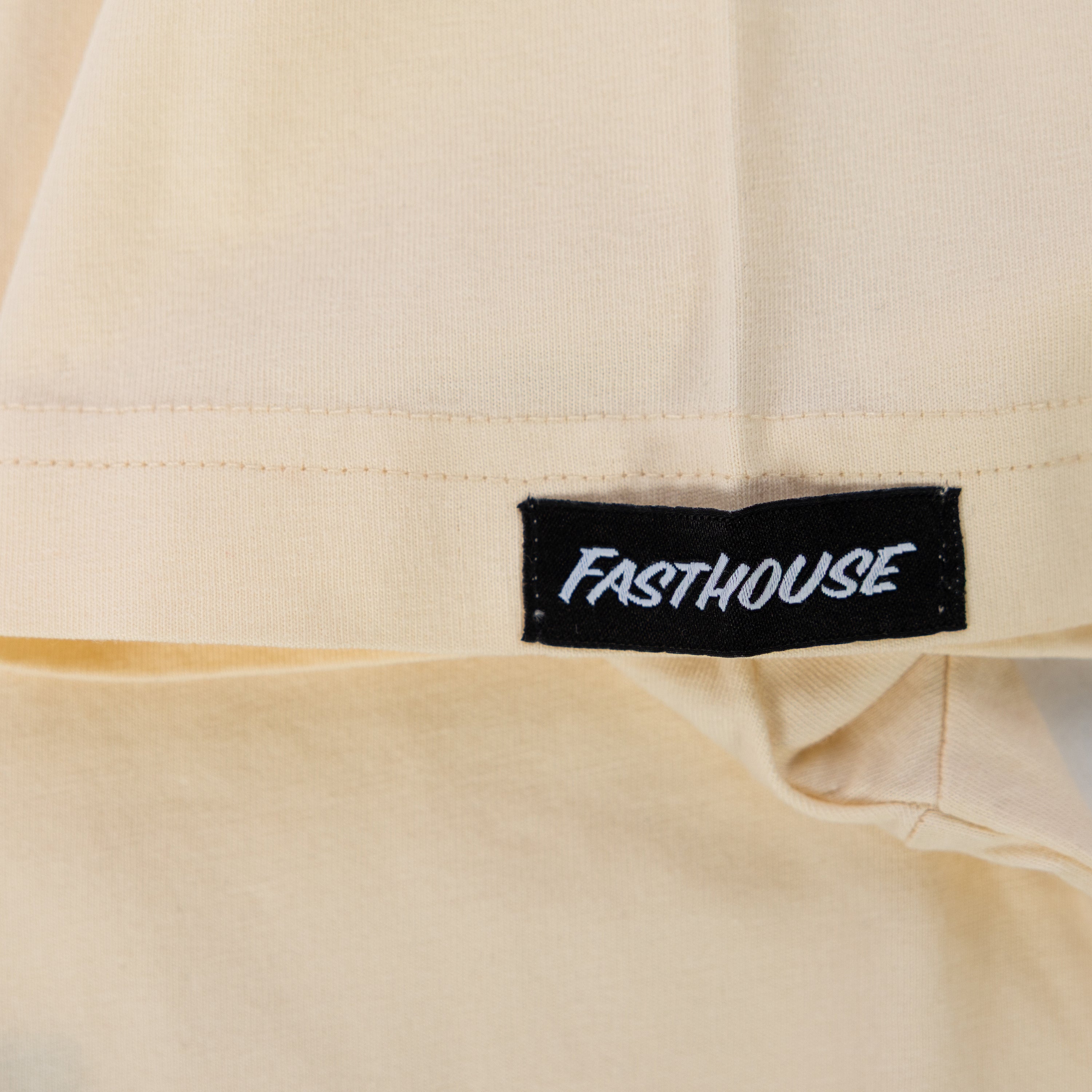 Pursuit Tee - Natural