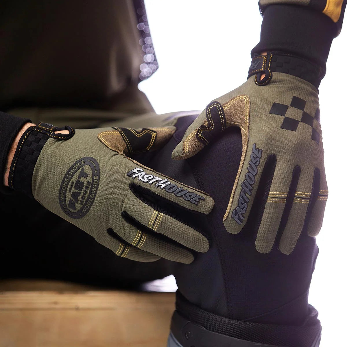 Sanguaro Petrol Glove, Olive